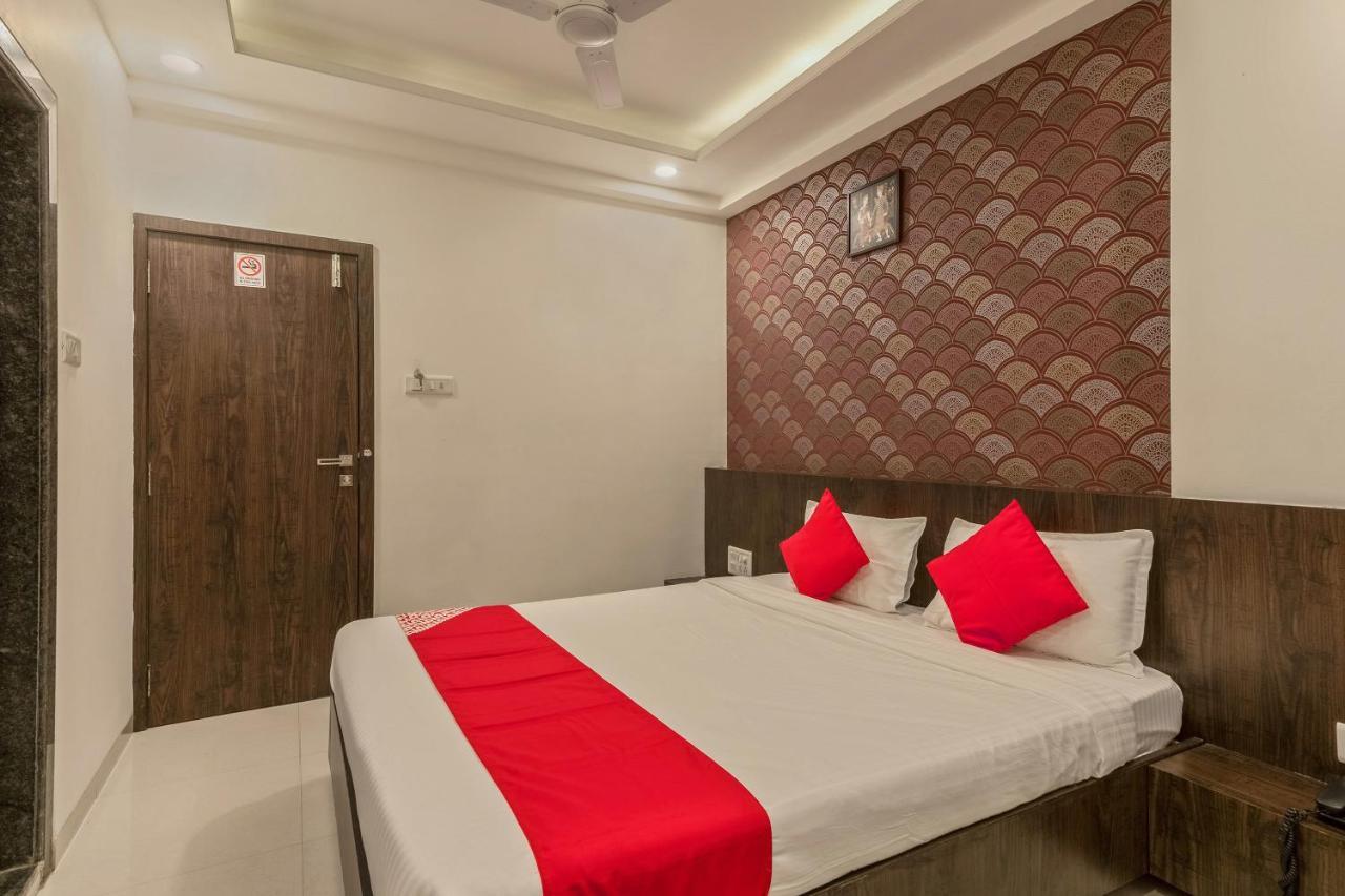 Oyo Flagship 19196 Shree Sai Niladri Residency 舍地 外观 照片
